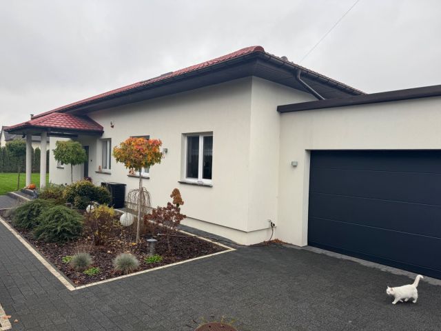 dom wolnostojący Rozalin. Zdjęcie 1