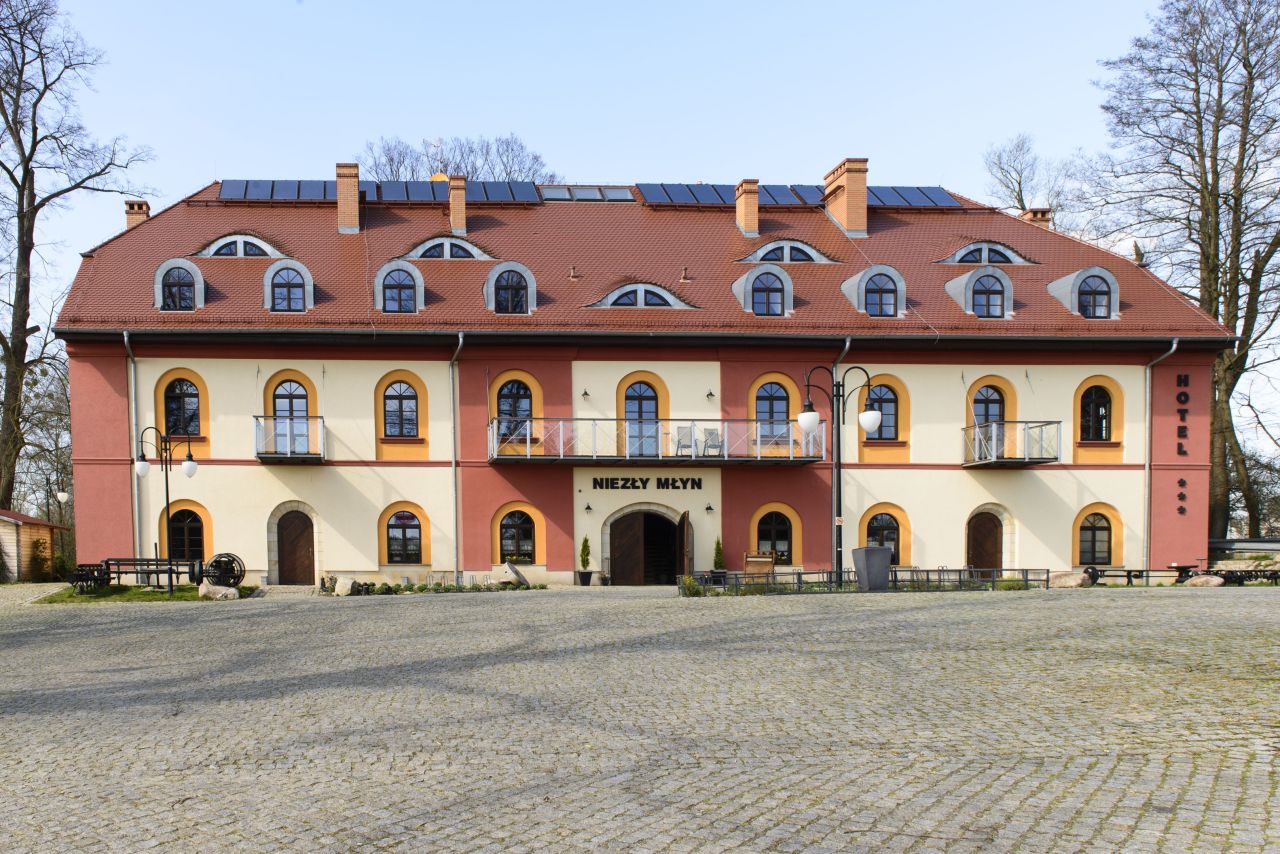 Hotel/pensjonat Czeszów, ul. Zawońska. Zdjęcie 3