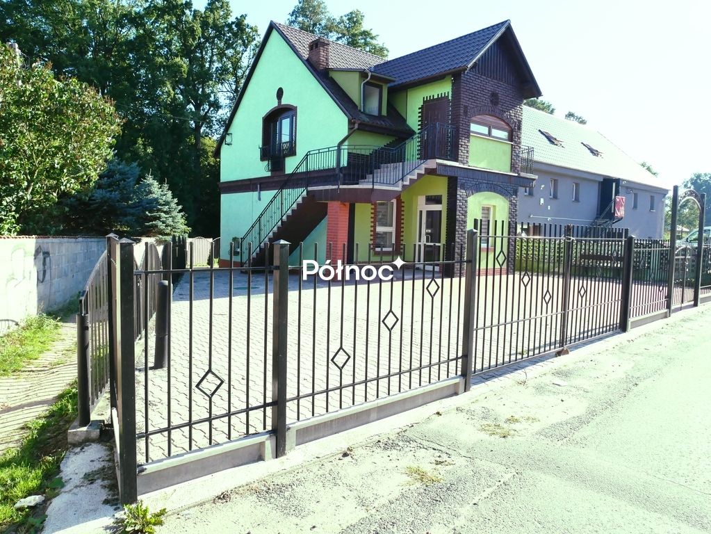 dom szeregowy, 5 pokoi Wykroty. Zdjęcie 1