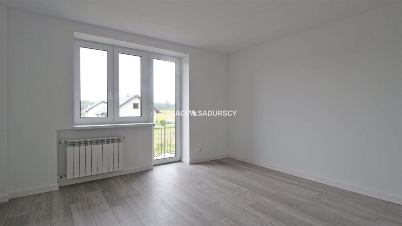 Mieszkanie 4-pokojowe Oleśnica. Zdjęcie 7