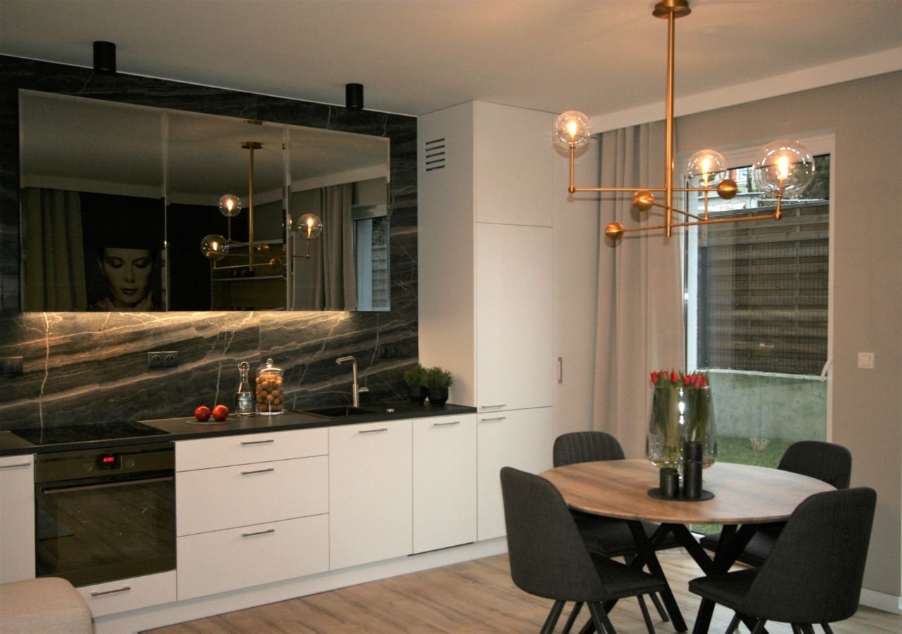 Mieszkanie 3-pokojowe Nowy Dwór Mazowiecki Centrum, ul. Modlińska. Zdjęcie 5