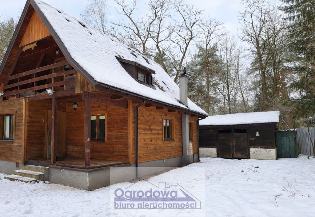 dom wolnostojący, 3 pokoje Urle. Zdjęcie 1