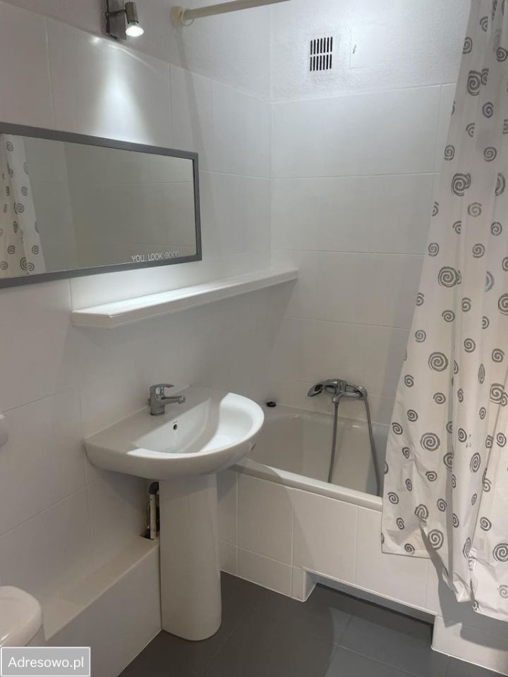 Mieszkanie 3-pokojowe Warszawa Saska Kępa, al. Stanów Zjednoczonych. Zdjęcie 2