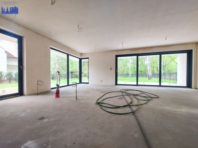 dom wolnostojący, 6 pokoi Borowina. Zdjęcie 8