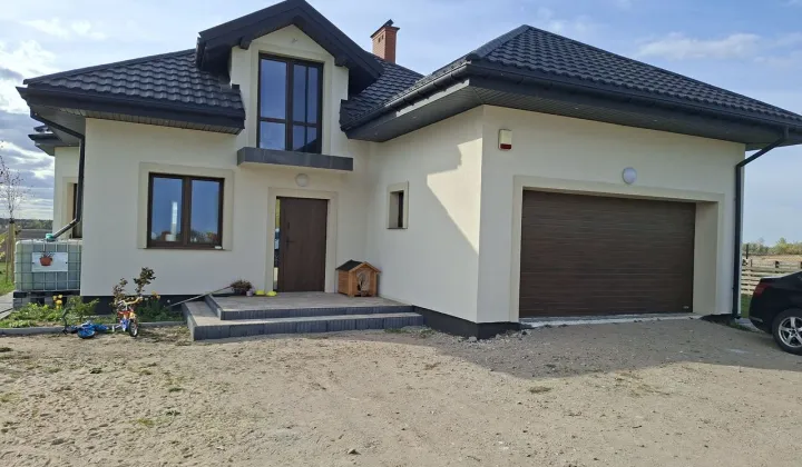 dom wolnostojący, 6 pokoi Chełmica Mała