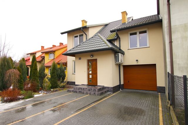 dom szeregowy, 5 pokoi Głogów Małopolski, ul. Rudolfa Menerki. Zdjęcie 1