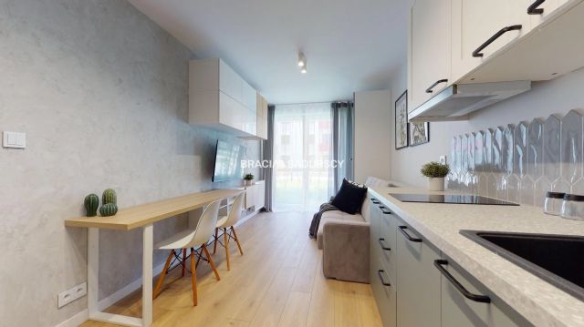 Mieszkanie 4-pokojowe Kraków Czyżyny, ul. bp. Piotra Tomickiego. Zdjęcie 4