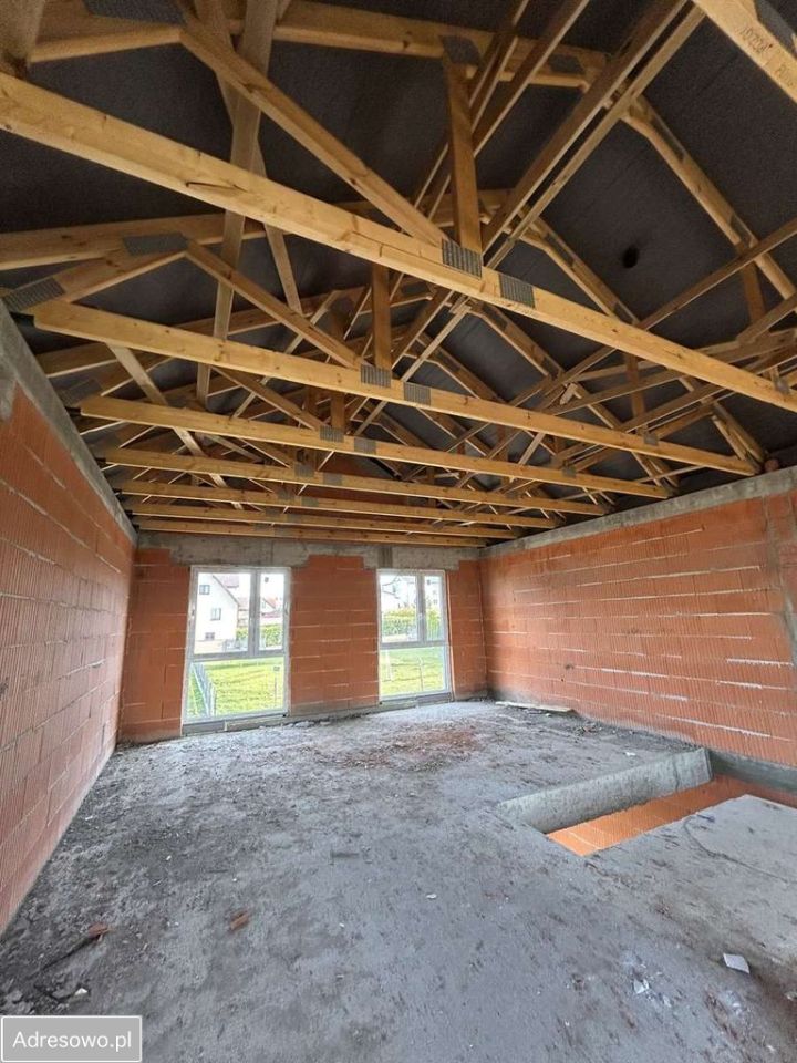 dom wolnostojący, 5 pokoi Fasty. Zdjęcie 5