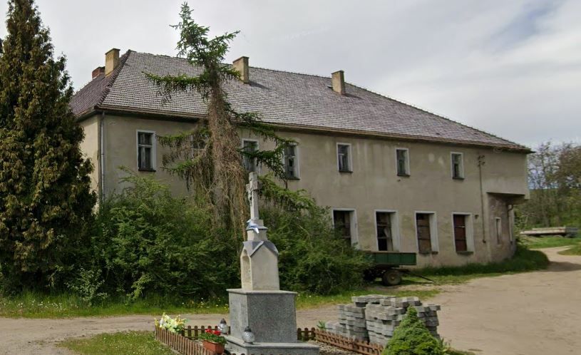 dom wolnostojący, 10 pokoi Dzielawy, ul. Kolejowa. Zdjęcie 2