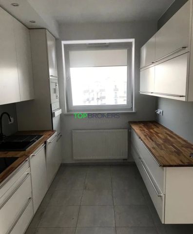 Mieszkanie 3-pokojowe Warszawa Praga-Południe, ul. Jana Nowaka-Jeziorańskiego. Zdjęcie 4