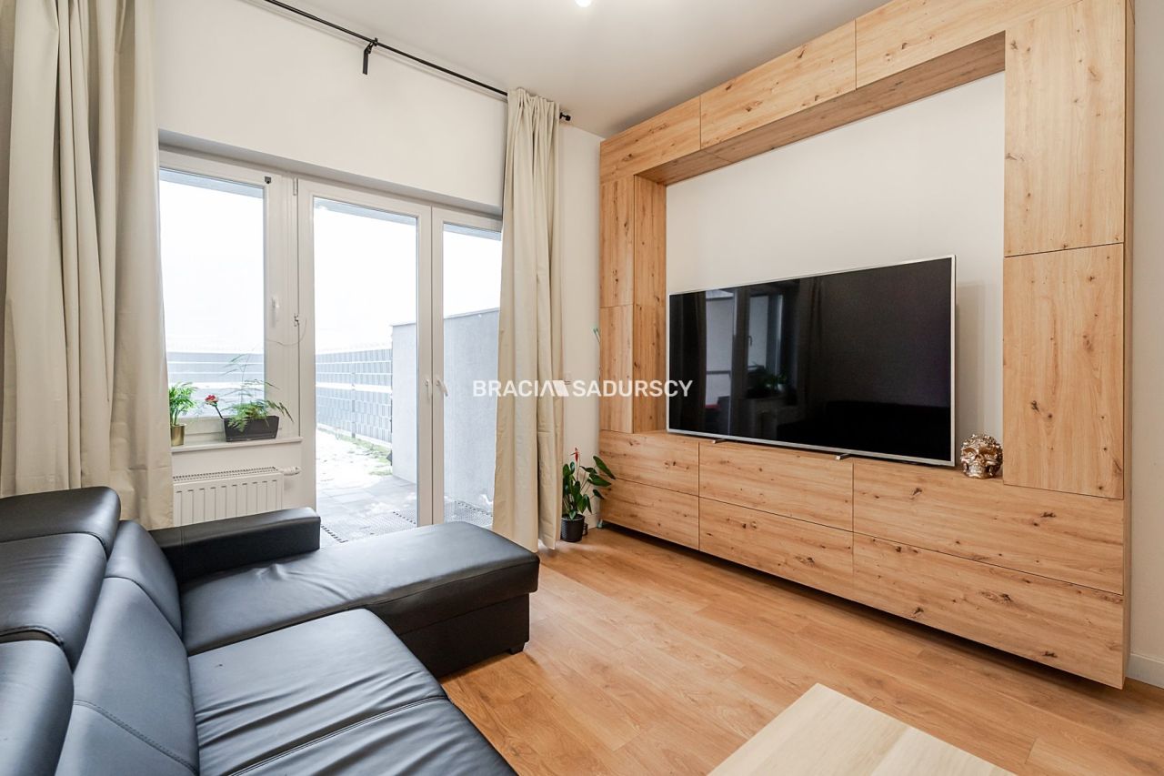 Mieszkanie 3-pokojowe Kraków Nowa Huta, ul. Niebyła. Zdjęcie 5