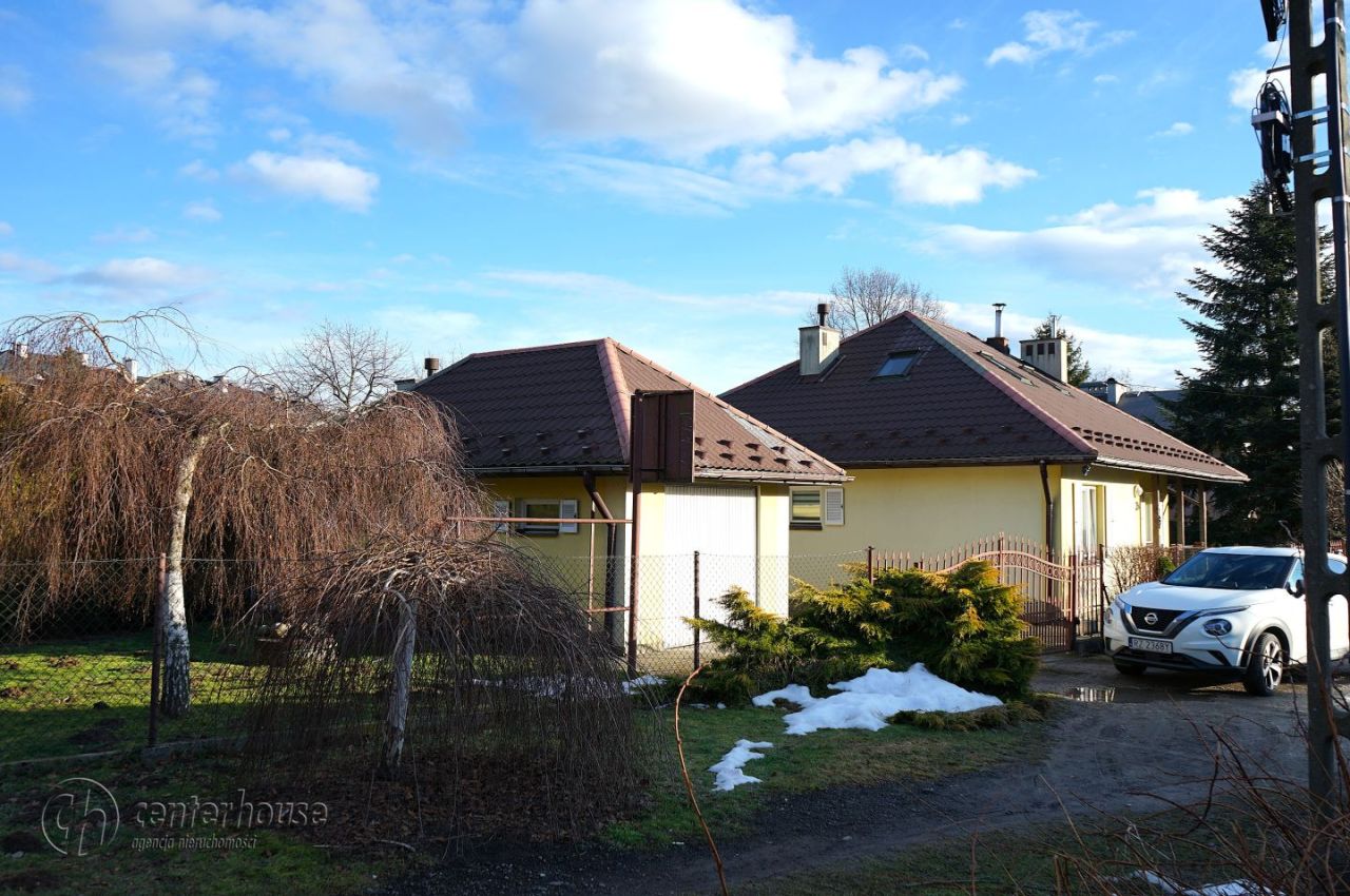 dom wolnostojący, 5 pokoi Rzeszów Wilkowyja. Zdjęcie 3