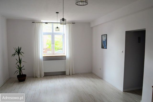 Mieszkanie 2-pokojowe Jarosław, pl. Mickiewicza. Zdjęcie 1