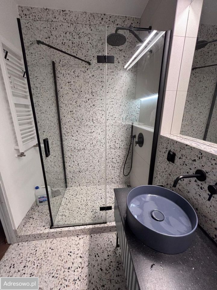 Mieszkanie 2-pokojowe Poznań Dębiec, ul. 28 Czerwca 1956 r.. Zdjęcie 2