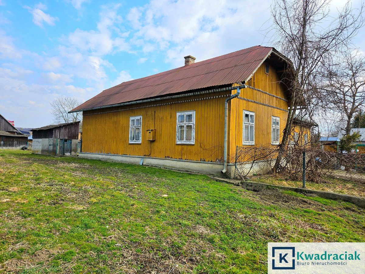 dom wolnostojący, 3 pokoje Długie, ul. Sanocka. Zdjęcie 3