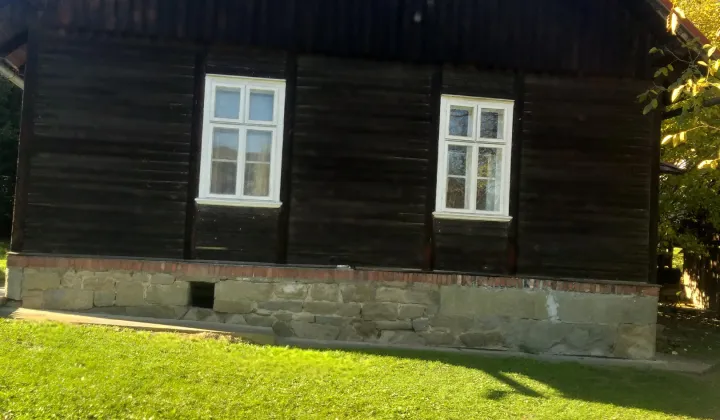 dom wolnostojący, 2 pokoje Barcice Paryje, ul. Kolejowa
