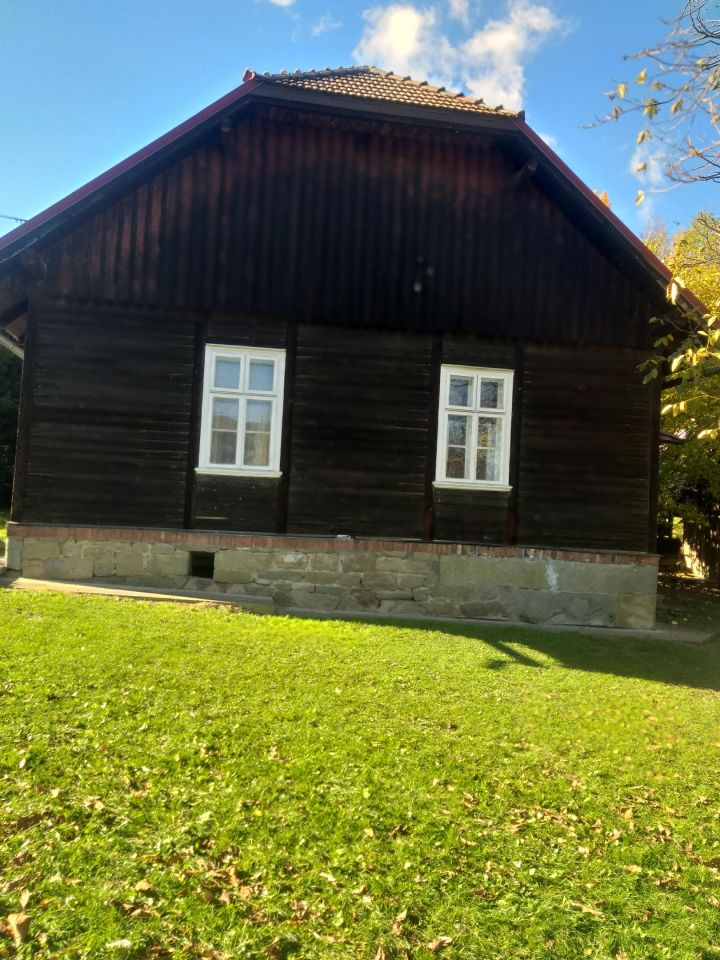 dom wolnostojący, 2 pokoje Barcice Paryje, ul. Kolejowa. Zdjęcie 1