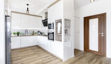 dom wolnostojący, 4 pokoje Stare Babice, ul. gen. Wiktora Thomme