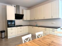 Mieszkanie 4-pokojowe Warszawa Radość, ul. Bajkowa. Zdjęcie 1