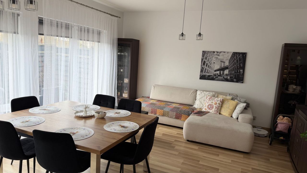 dom szeregowy, 3 pokoje Legionowo. Zdjęcie 1