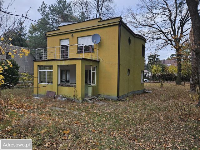 dom wolnostojący, 6 pokoi Milanówek. Zdjęcie 1