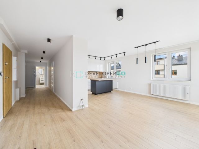 Mieszkanie 3-pokojowe Nowodworce. Zdjęcie 5