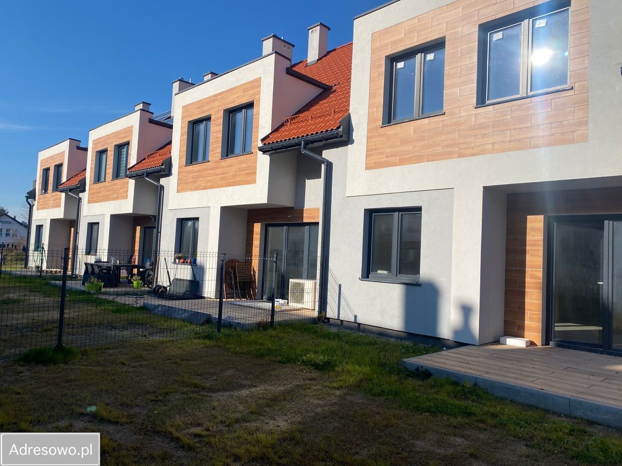 dom szeregowy, 6 pokoi Stawiguda