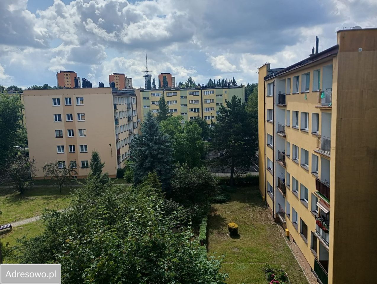 Mieszkanie 3-pokojowe Siemianowice Śląskie Bytków, ul. Walerego Wróblewskiego. Zdjęcie 3
