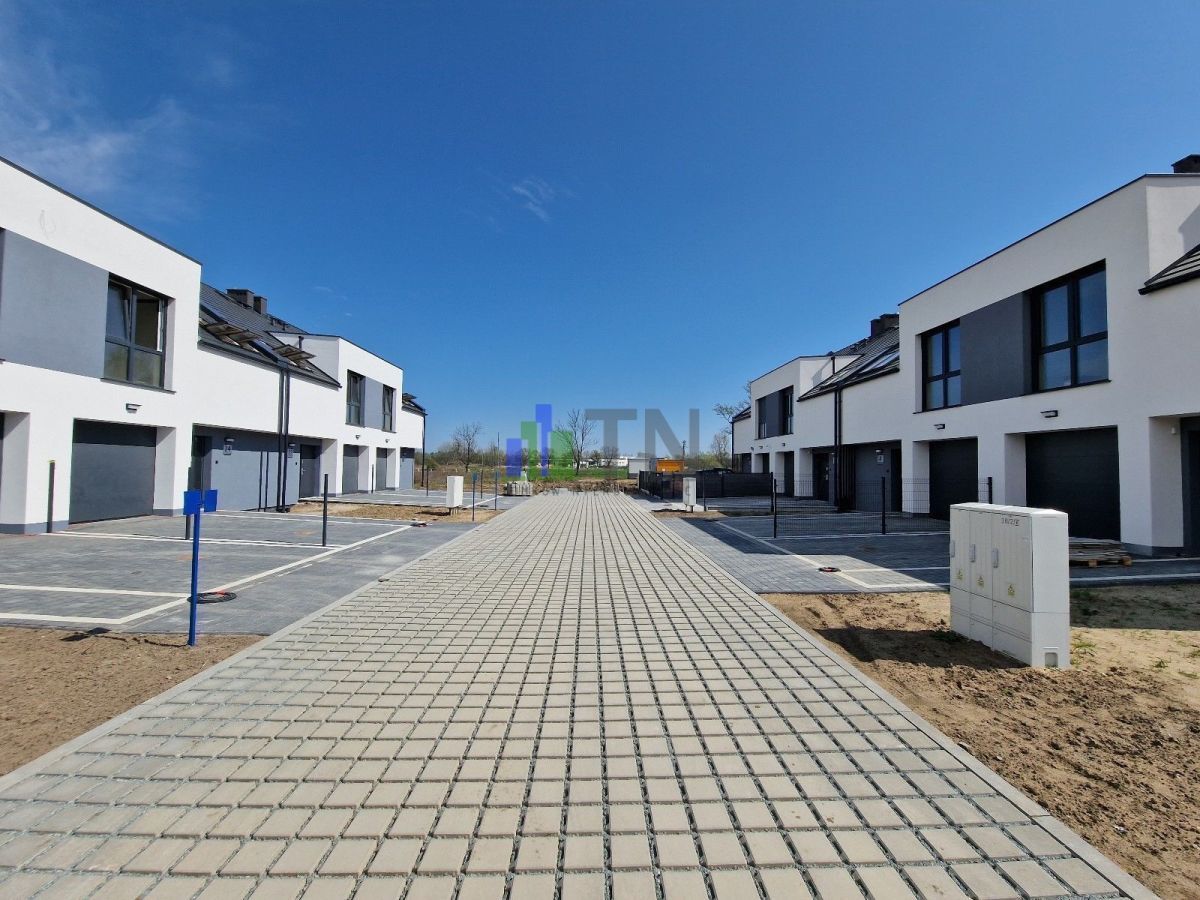 dom szeregowy, 5 pokoi Kamieniec Wrocławski. Zdjęcie 3