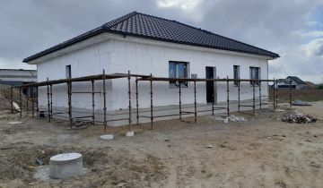 dom wolnostojący, 4 pokoje Karolewo