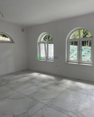 Lokal Piaseczno Zalesie Dolne. Zdjęcie 1