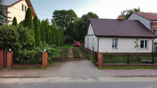 dom wolnostojący, 3 pokoje Jarnice. Zdjęcie 1