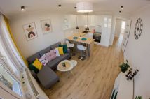 Mieszkanie 3-pokojowe Tarnobrzeg, ul. Stanisława Wyspiańskiego. Zdjęcie 3