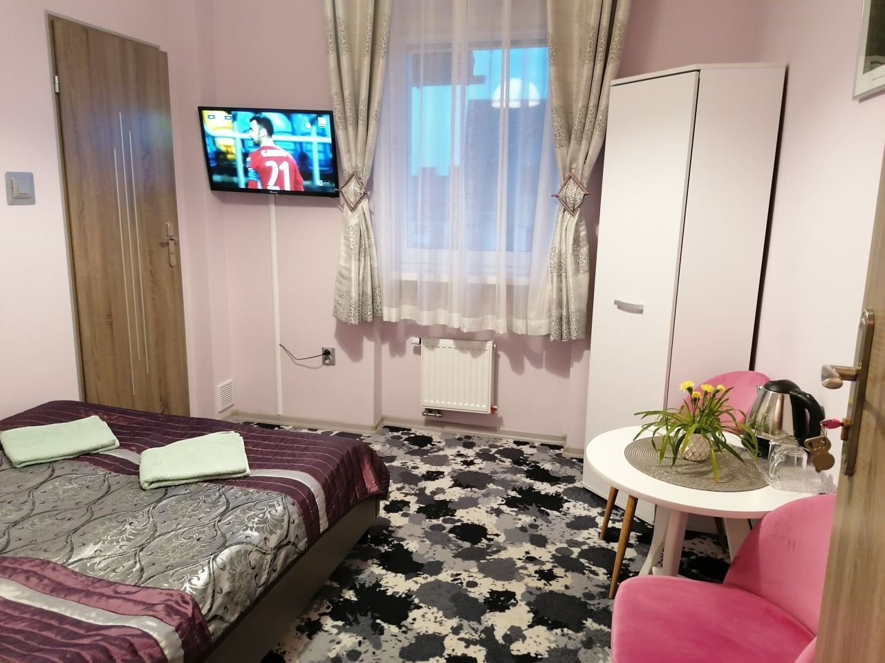 dom wolnostojący, 18 pokoi Karpacz Centrum, ul. Nad Łomnicą. Zdjęcie 13