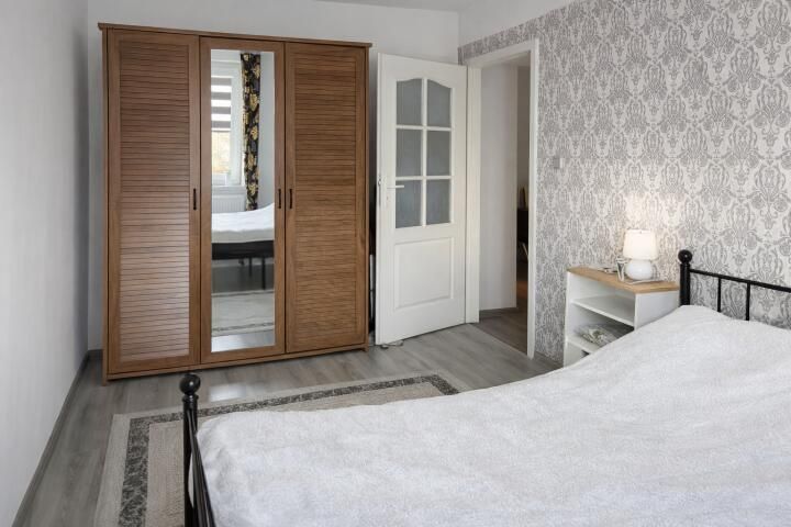 dom wolnostojący, 6 pokoi Jora Wielka. Zdjęcie 11