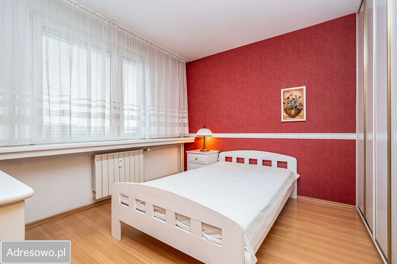Mieszkanie 3-pokojowe Warszawa Jelonki, ul. Witolda Doroszewskiego. Zdjęcie 1