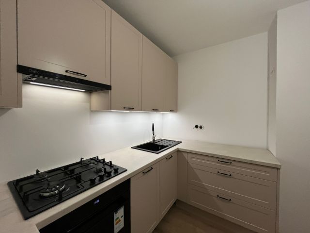 Mieszkanie 3-pokojowe Kraków Bieżanów, ul. ks. Piotra Ściegiennego. Zdjęcie 1