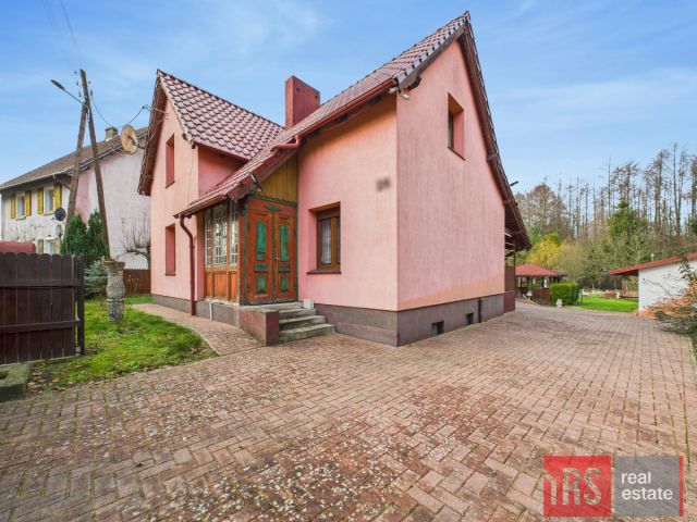 dom wolnostojący, 4 pokoje Bobrowice. Zdjęcie 1