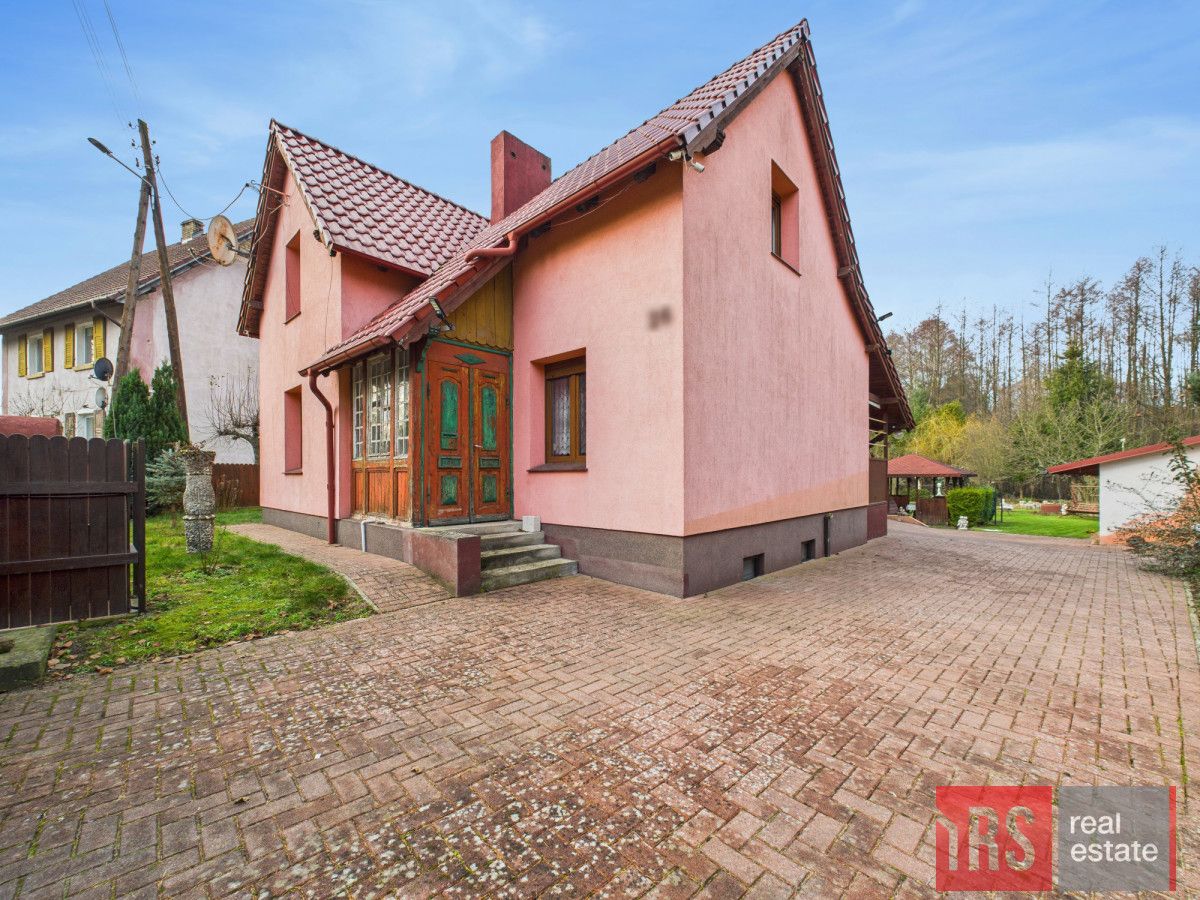 dom wolnostojący, 4 pokoje Bobrowice