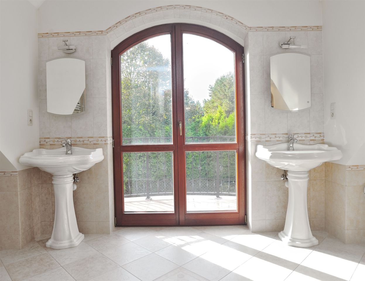 dom wolnostojący, 4 pokoje Niedźwiedź. Zdjęcie 11