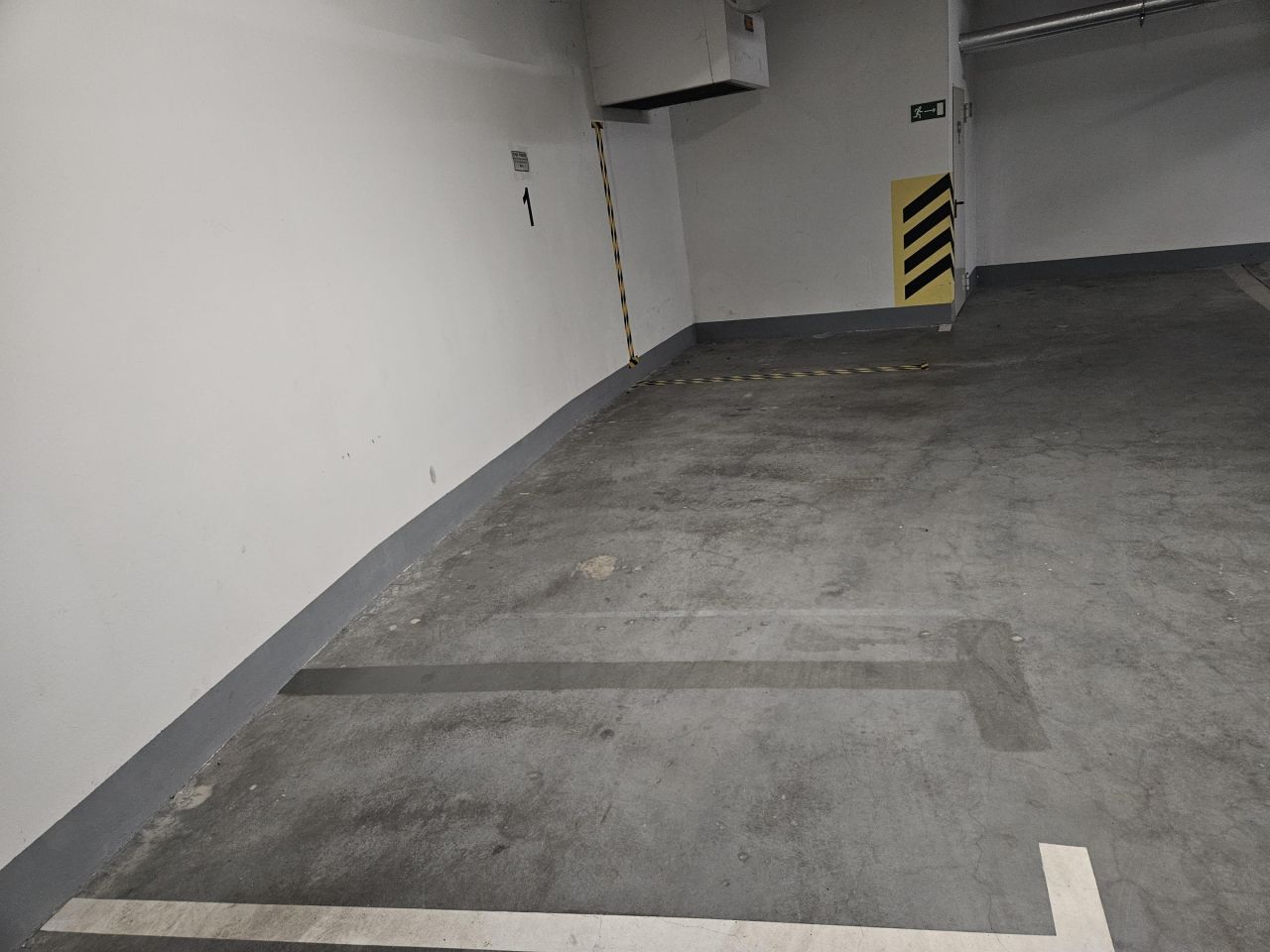 Garaż/miejsce parkingowe Kraków Dębniki, ul. Lubostroń. Zdjęcie 2