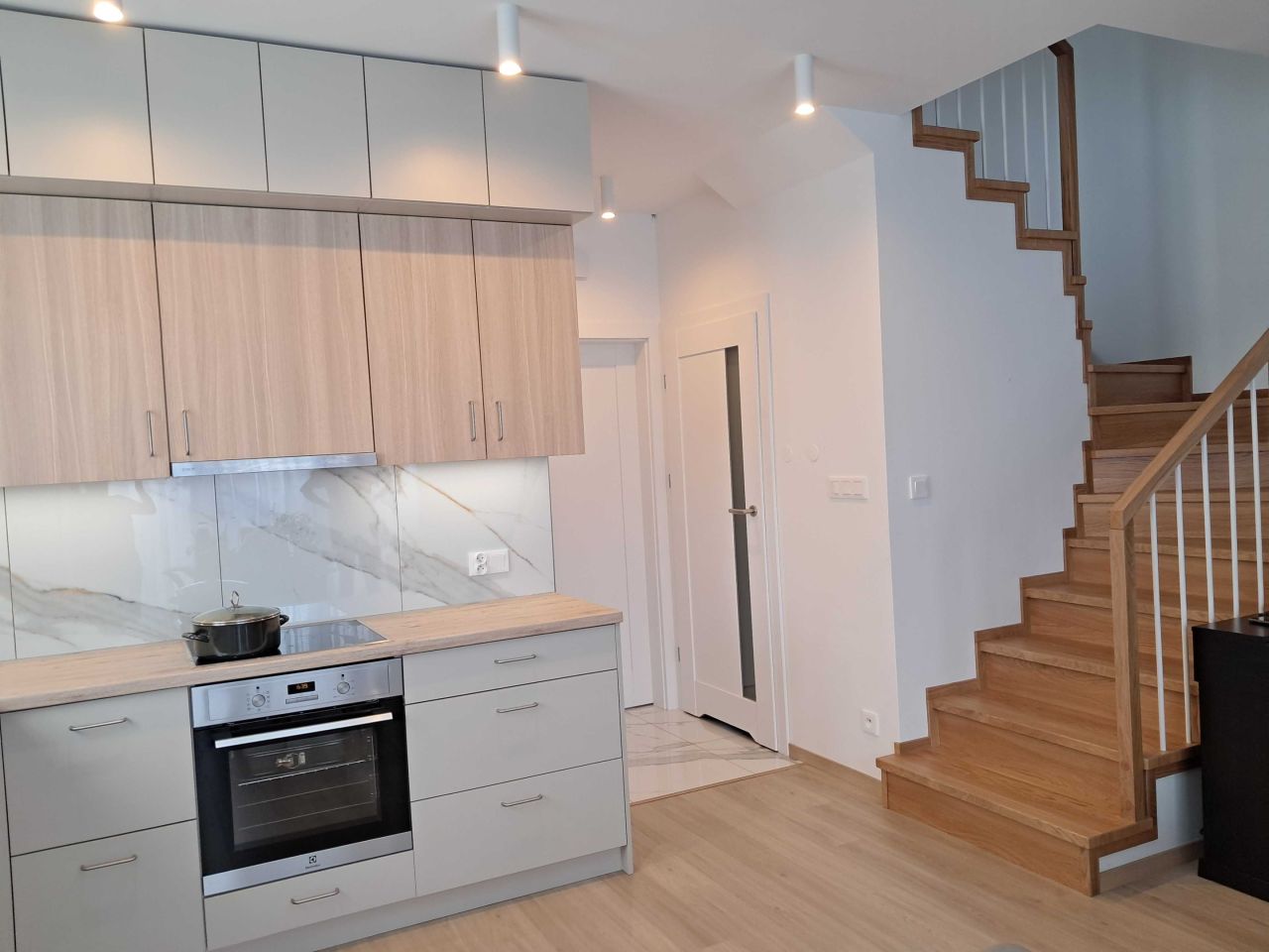 dom wolnostojący, 3 pokoje Niepołomice, ul. Suszówka. Zdjęcie 2