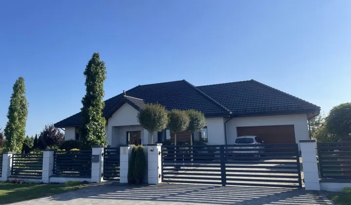dom wolnostojący, 5 pokoi Nowa Wieś Książęca Nowa Wieś Książęca-Parcele