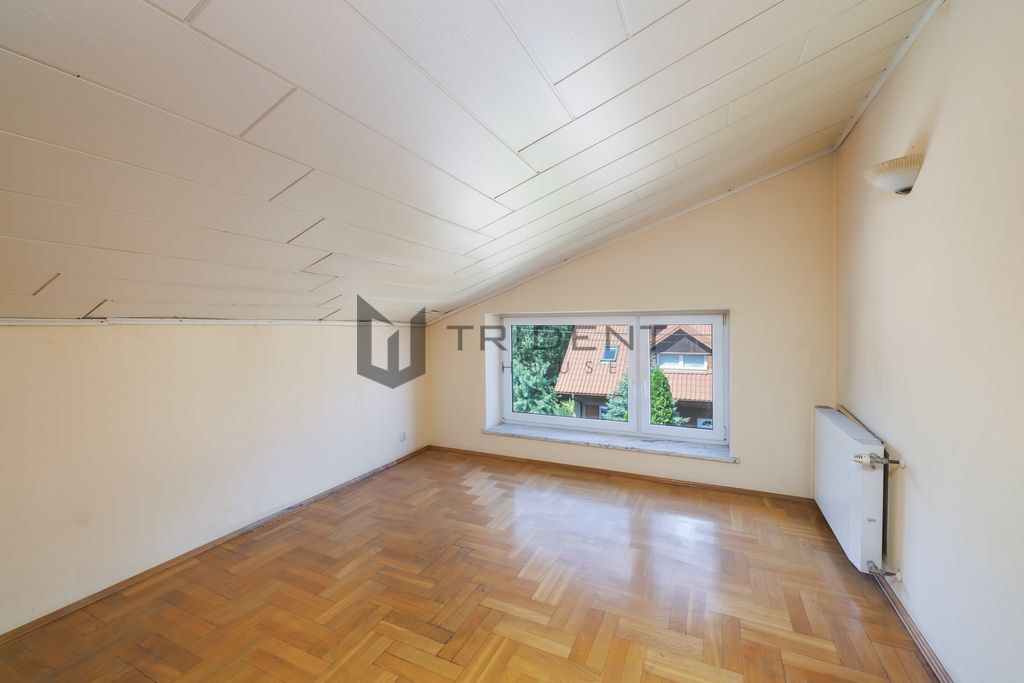 dom wolnostojący, 10 pokoi Marki. Zdjęcie 10