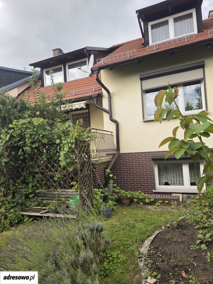 dom szeregowy, 5 pokoi Kędzierzyn-Koźle Pogorzelec, ul. Bratków. Zdjęcie 3