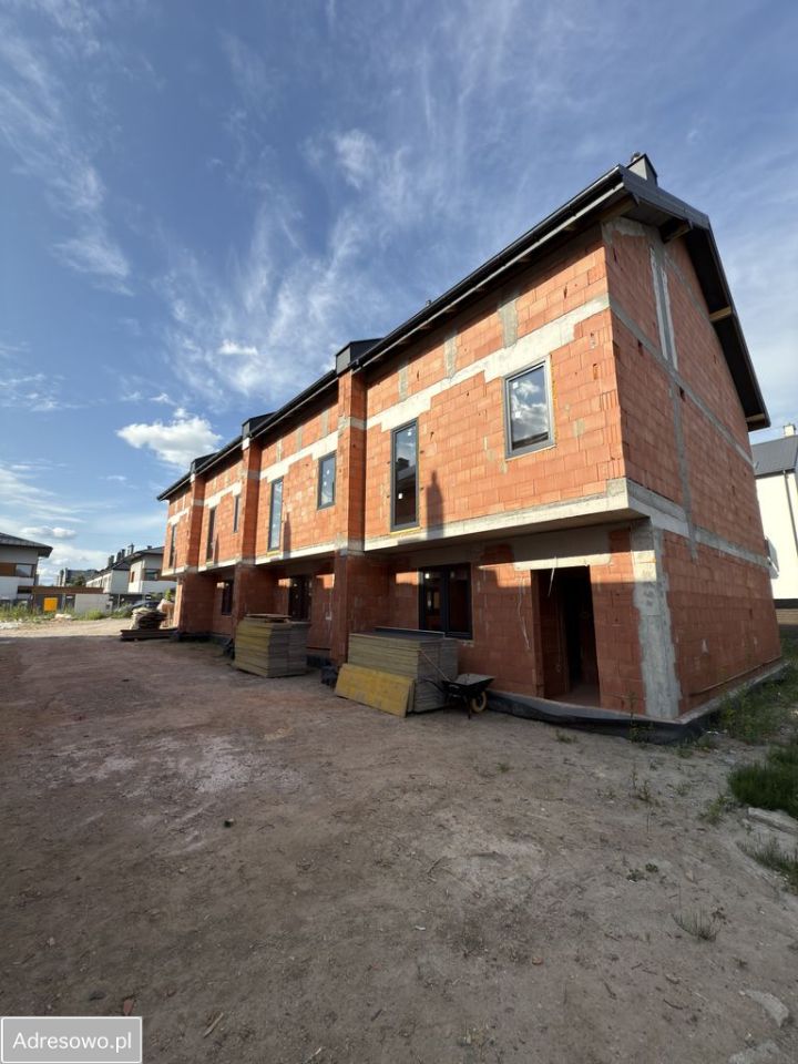 bliźniak, 4 pokoje Marki, ul. Wesoła