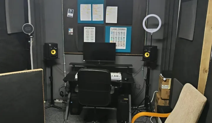 Lokal Oborniki, Ul. Mikolajczaka 11