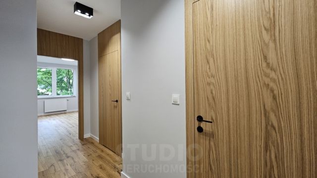 Mieszkanie 3-pokojowe Kraków Dębniki, ul. dr. Jana Piltza. Zdjęcie 13