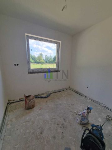 dom wolnostojący, 5 pokoi Wojnowice. Zdjęcie 5