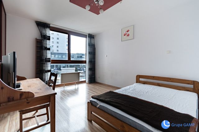 Mieszkanie 2-pokojowe Kraków Górka Narodowa, ul. Krowoderskich Zuchów. Zdjęcie 1